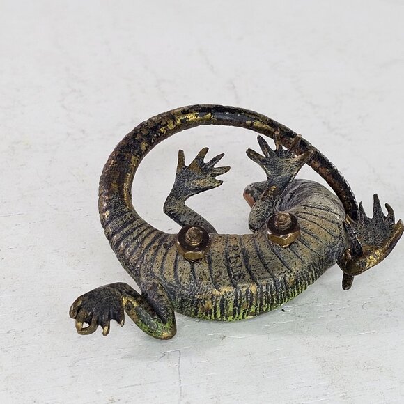 Vienna Bronze Lizard Figurine With Screws Cold Painted Green Vintage 2.5 Inches - Picture 5 of 12